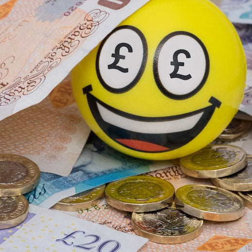 ** FEBRUARY SALE ** Claim your FREE Desktop Multi-Power Outlet Worth £89